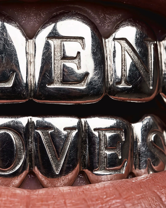 SILENT MOVES